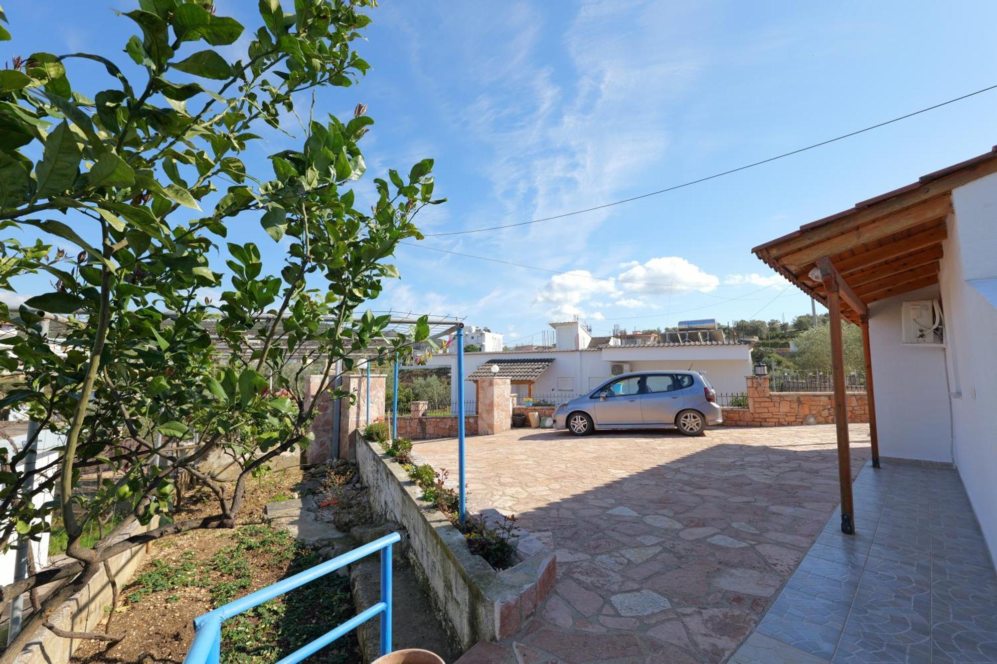 Guesthouse Blue Sky Ksamil Dış mekan fotoğraf