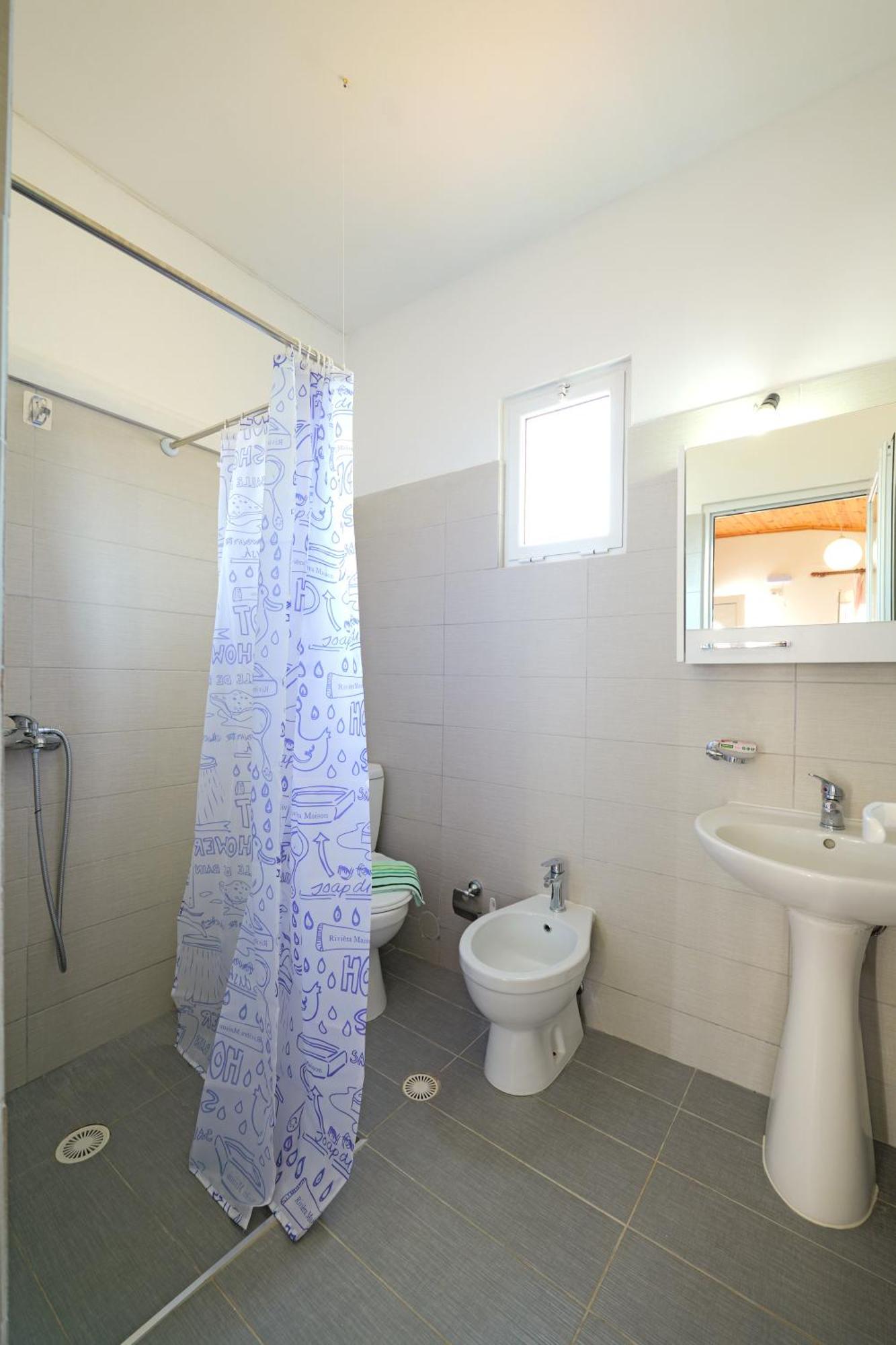Guesthouse Blue Sky Ksamil Dış mekan fotoğraf